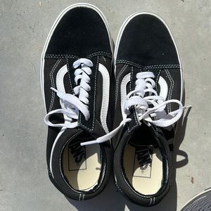 Vans black & white size 8.5 women’s